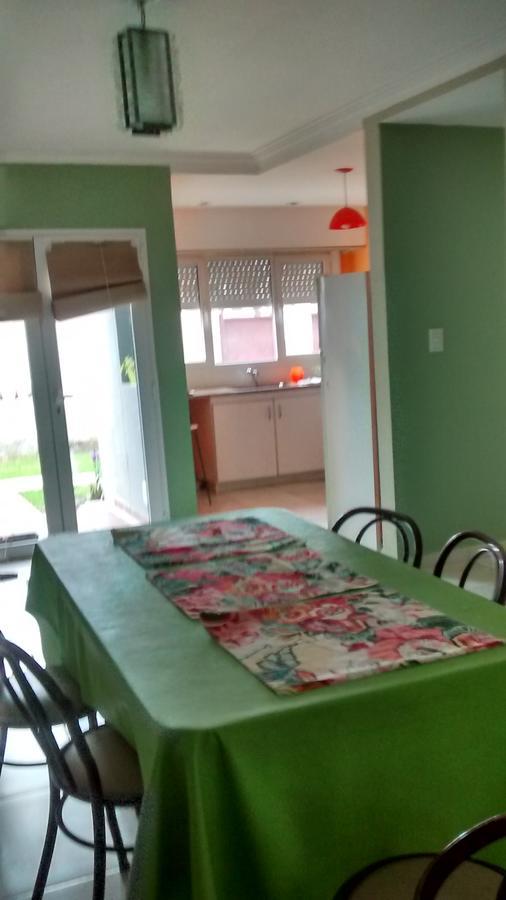 شقة Departamentos R Y R Azcuenaga تانديل المظهر الخارجي الصورة